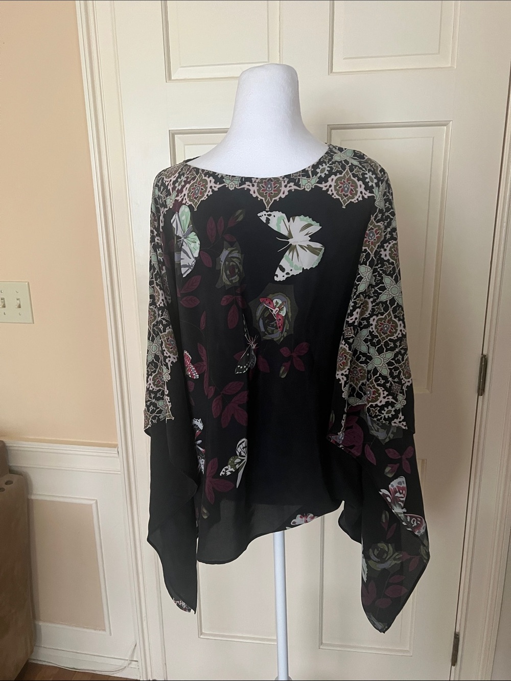 Citron Black Floral & Butterfly Tunic with Lace-Print Sleeves